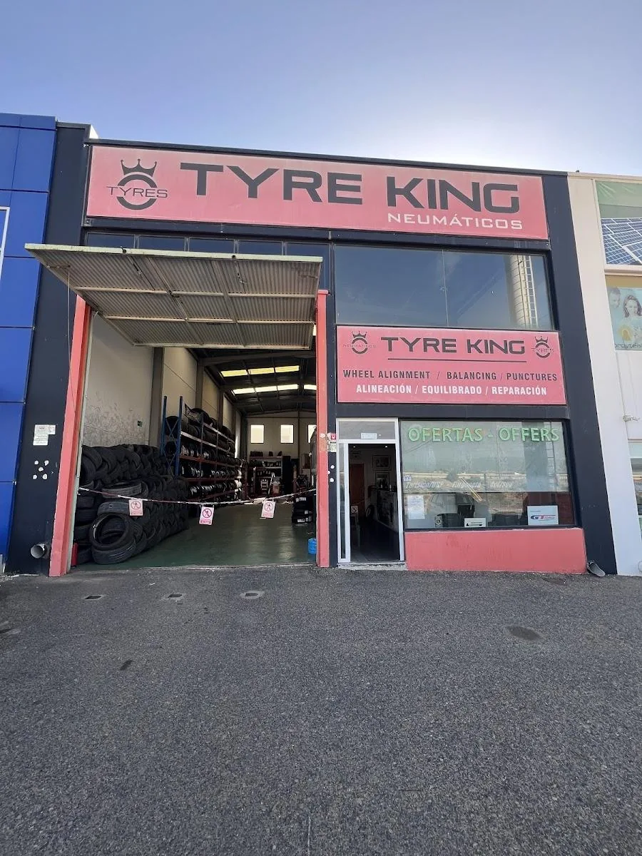 Tyre King workshop, Antas